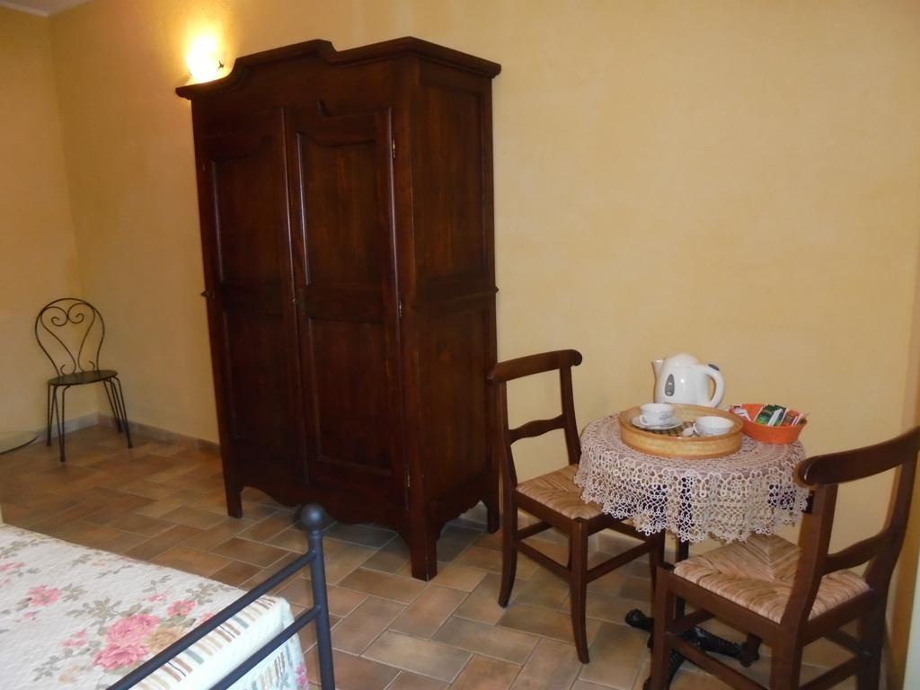 Vila Agriturismo La Terrazza Sul Bosco Barolo Exteriér fotografie