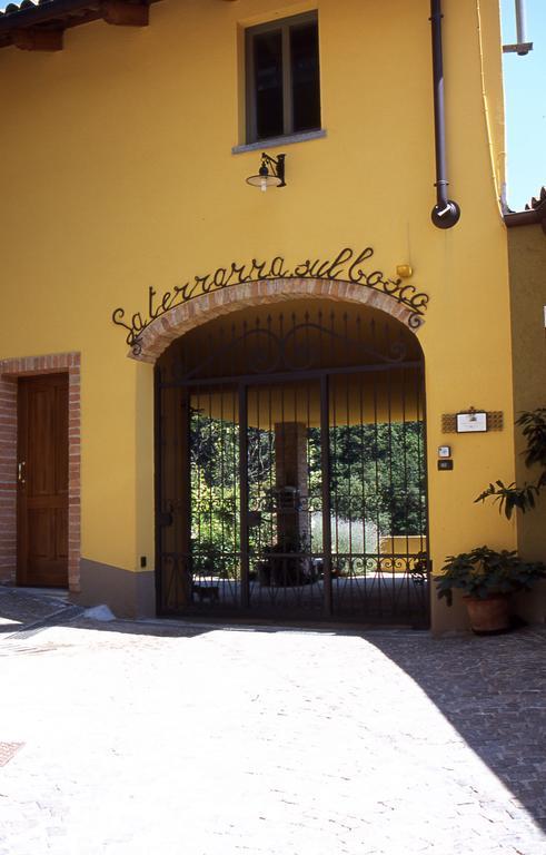 Vila Agriturismo La Terrazza Sul Bosco Barolo Exteriér fotografie